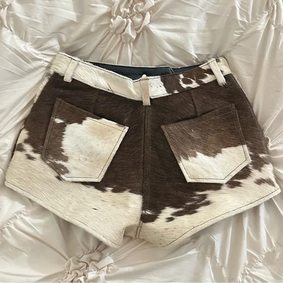 NWT Cowhide Pattern Women's Shorts - REAL LEATHER - Picture 3 of 7